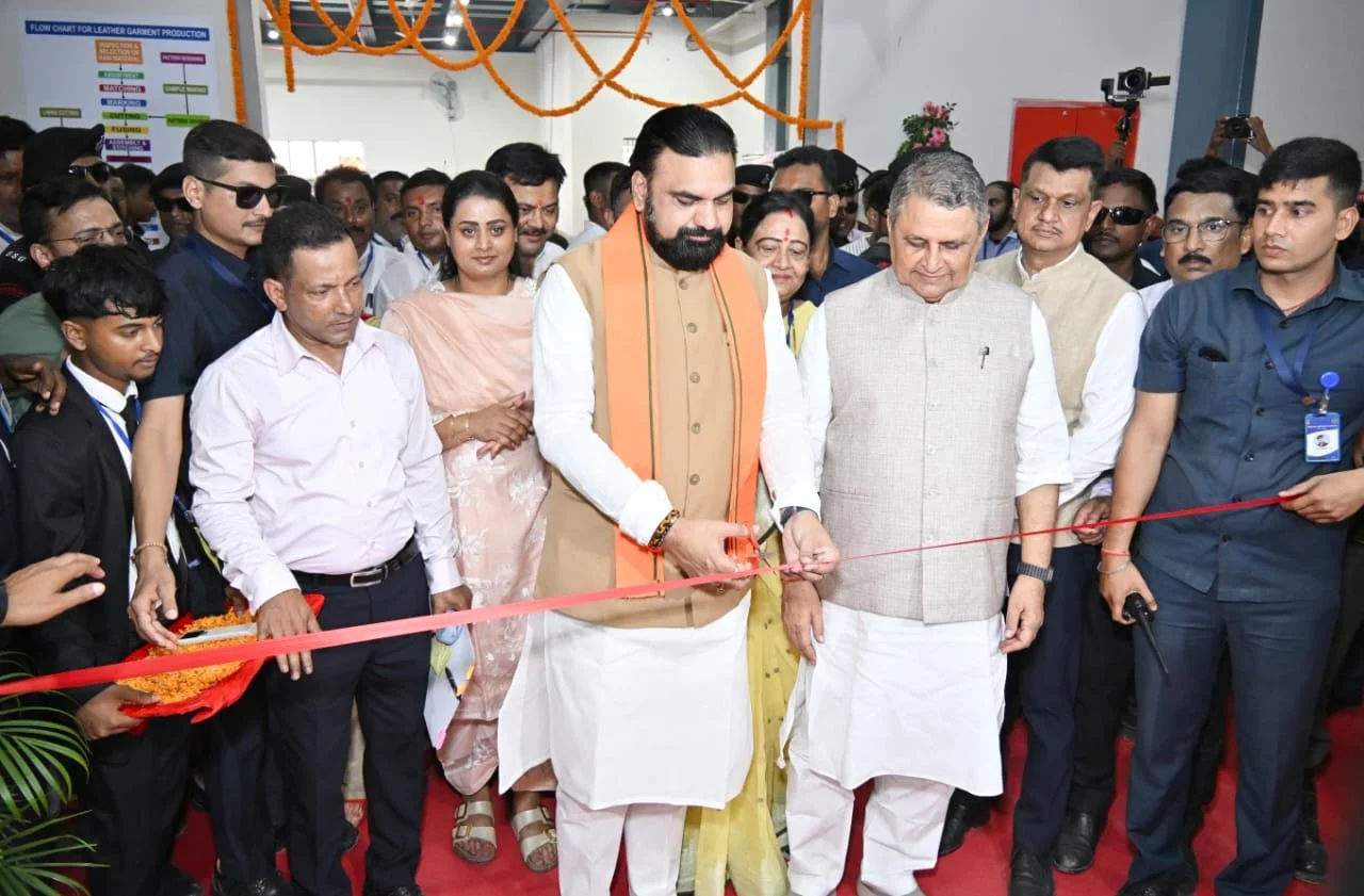 मुख्यमंत्री सम्राट चौधरी ने मेगा लेदर, फुटवियर एवं एक्सेसरीज़ क्लस्टर, महवल का किया उद्घाटन; ₹140.95 करोड़ की लागत से विकसित परियोजना से बिहार के औद्योगिक विकास को मिलेगी नई गति